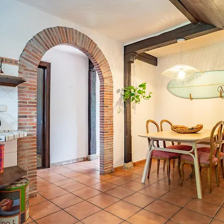 Casa Ohana, A 5 Min De Comillas Aparthotel Rioturbio