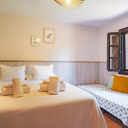 Casa Ohana, A 5 Min De Comillas Aparthotel Rioturbio